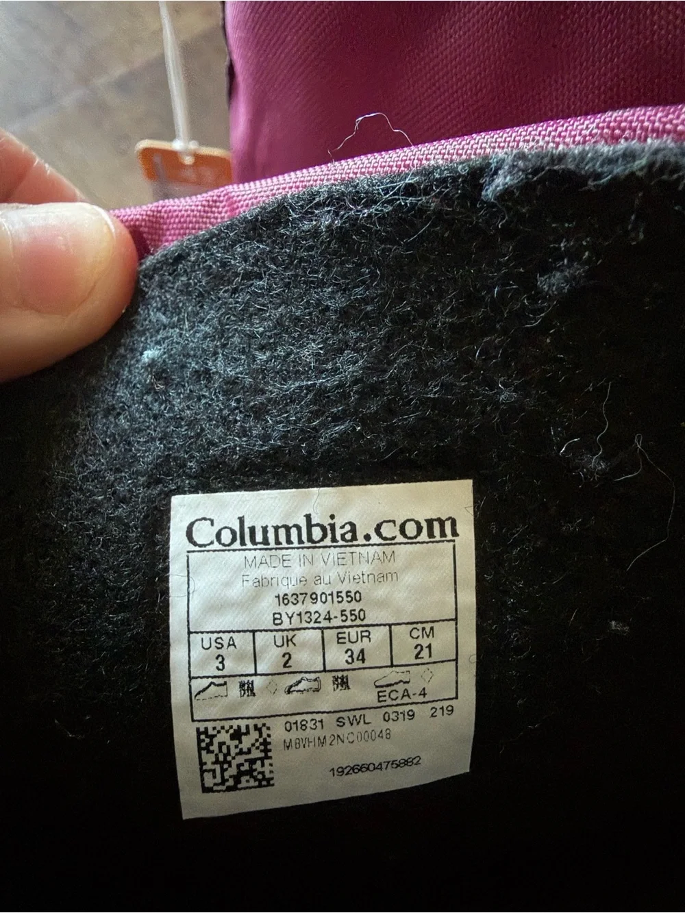 Columbia Kids Snow Boots Burgundy with Black Soles